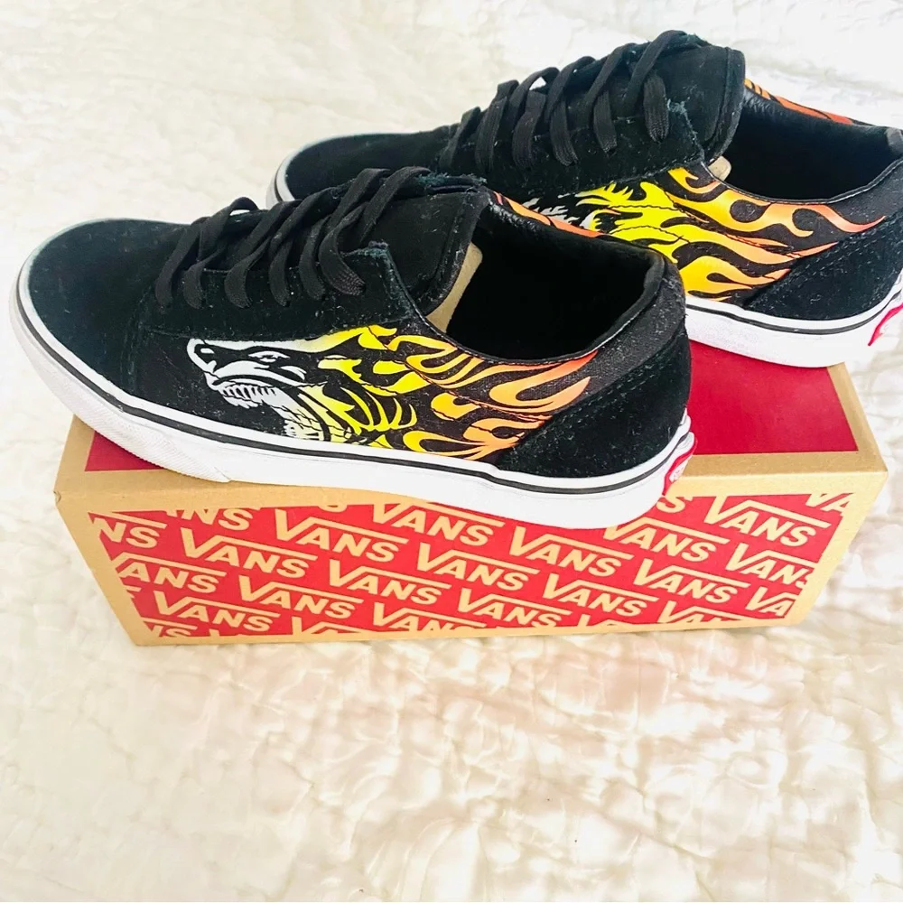 Vans dynamic shoes